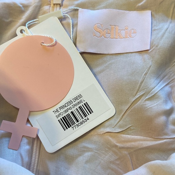 Selkie The Grammie Princess Dress - Picture 4 of 5